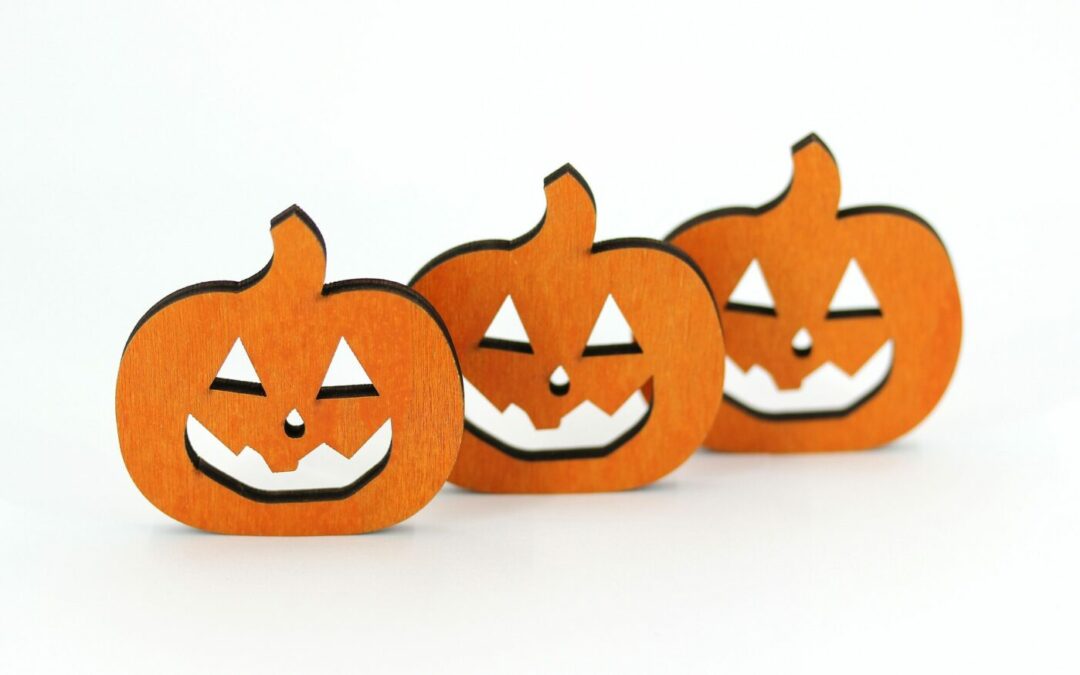 Création objets décoratifs pour Halloween – niveau débutant (Claire) Création objets décoratifs pour Halloween – niveau débutant (Claire)